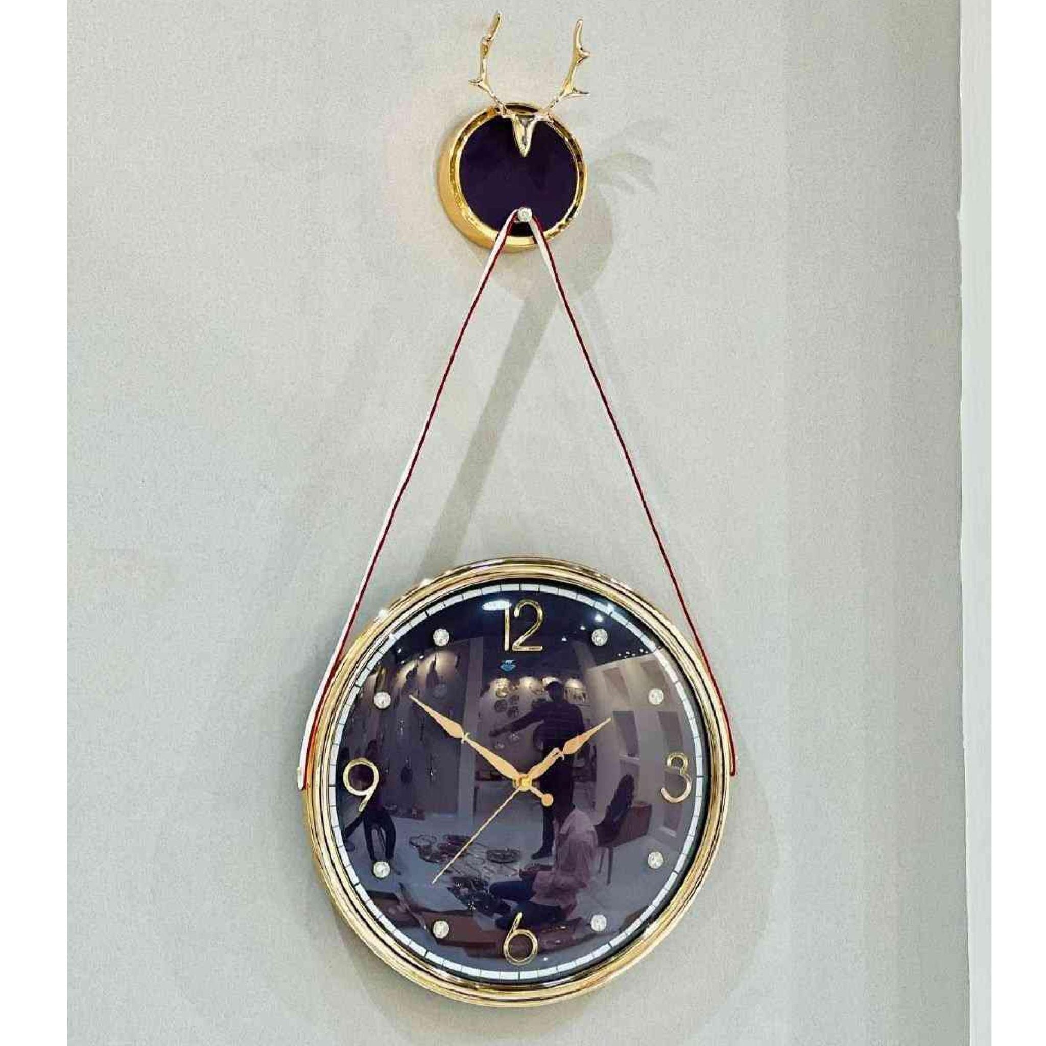 Deer Crest Hanging Wall Clock