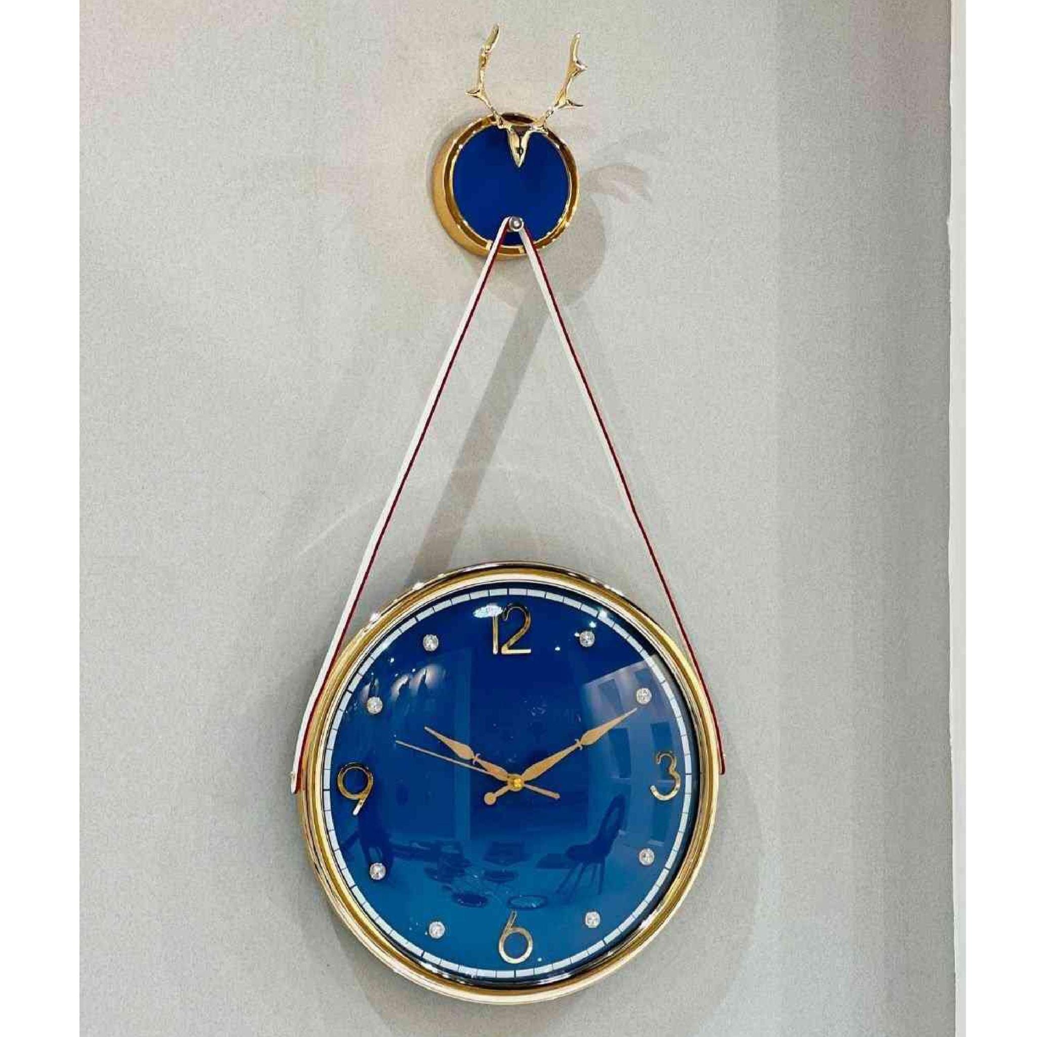 Deer Crest Hanging Wall Clock