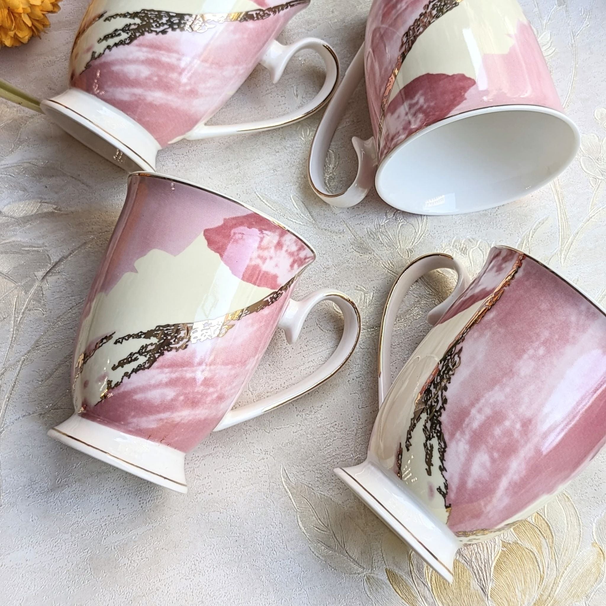 Elegant Blush Marble Mugs - Set of 4