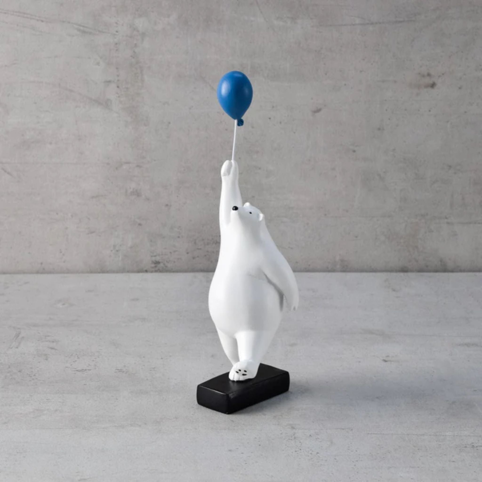 Flying Polar Bears with Balloon - Set of 3